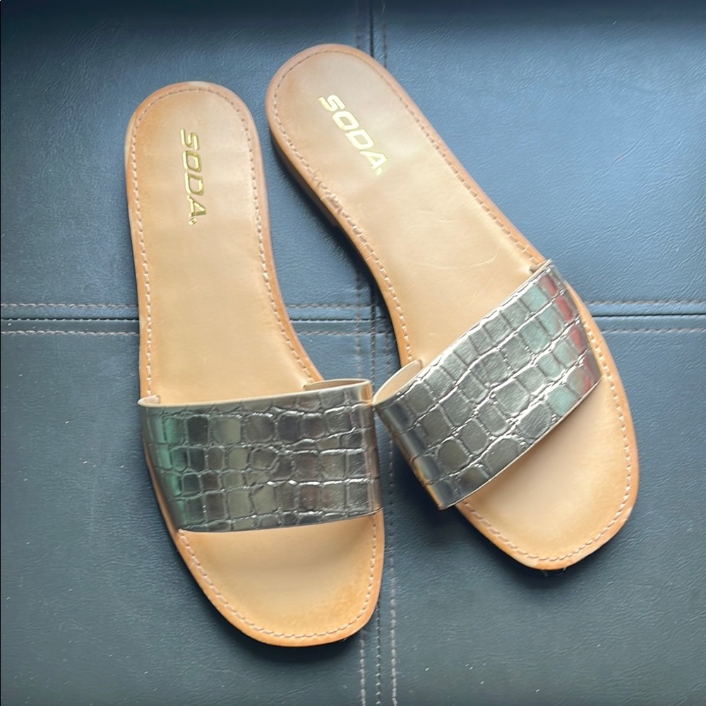 Soda | Metallic Gold Flat Slide Sandals Size 10